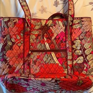 Vera Bradley Vera tote